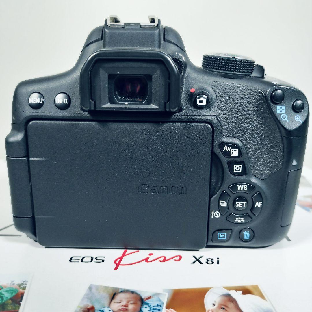 【完品☆動作確認済】Canon EOS Kiss X8i　ダブルズームキット