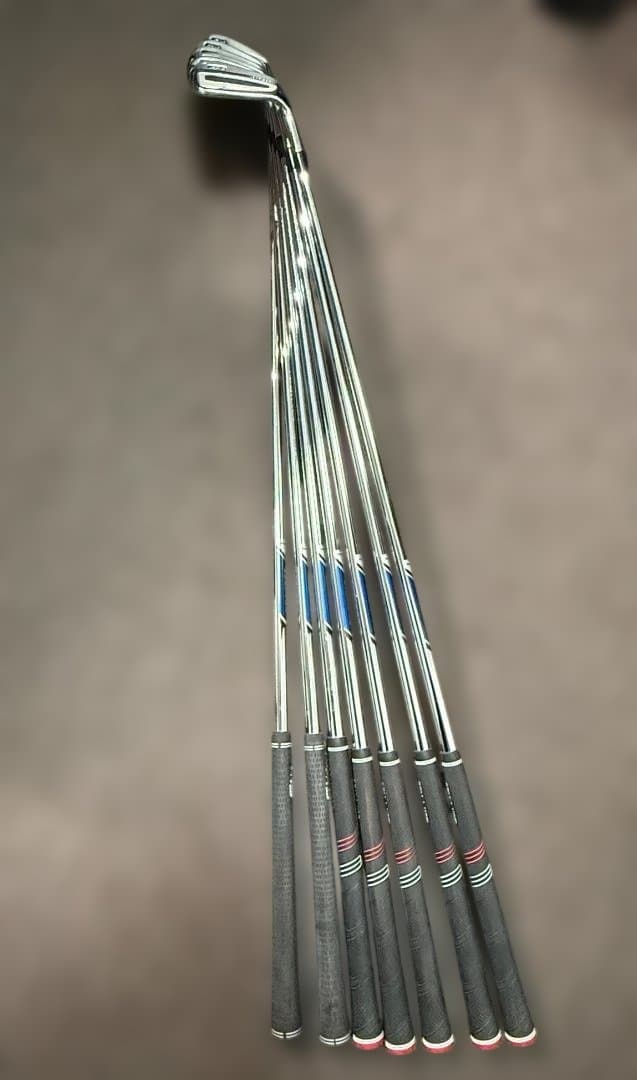 タイトリストAP2 アイアンセット　Nikeレディースセット　パター、バッグ付