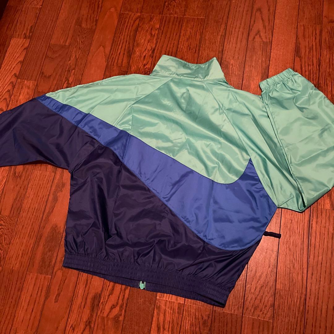 ナイキ　ラボ限定　ビックスウッシュ ナイロンジャケット