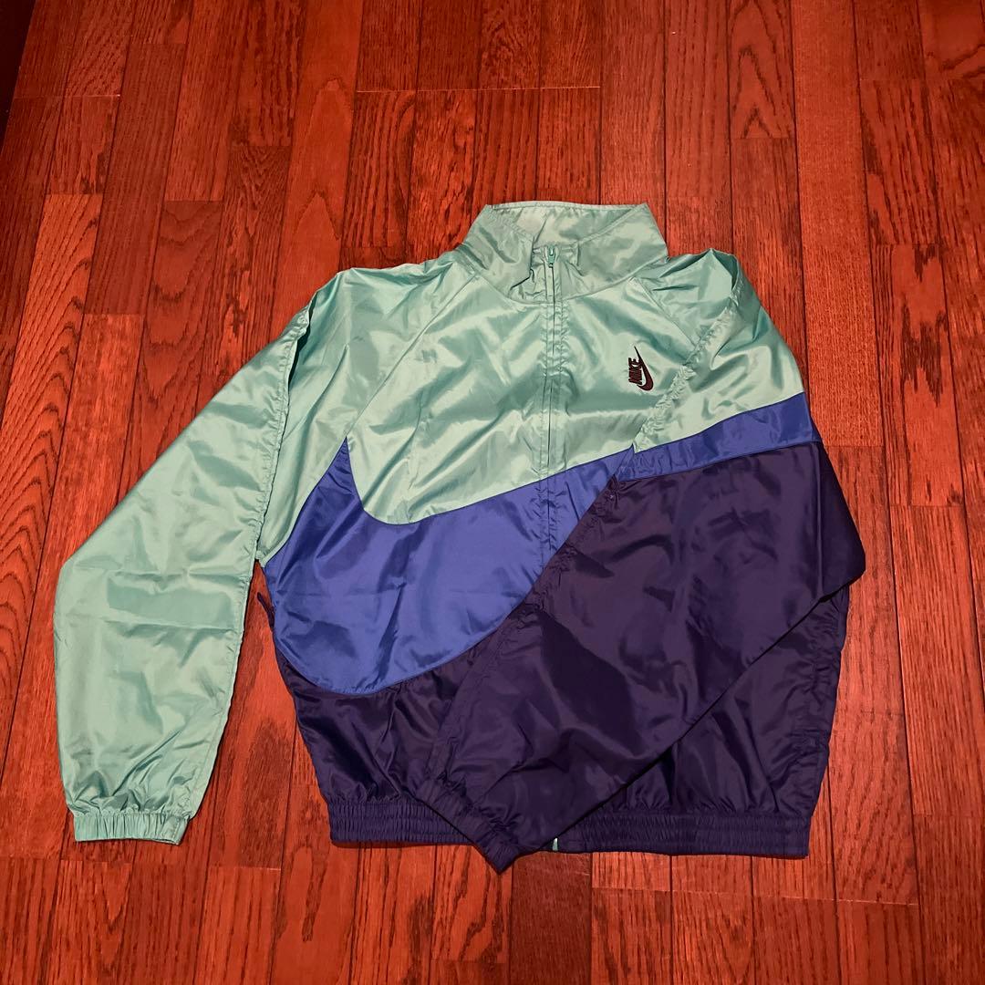 ナイキ　ラボ限定　ビックスウッシュ ナイロンジャケット