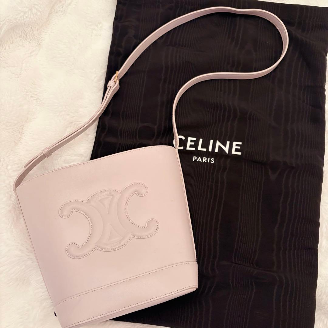 ♡さま専用　CELINE キュイルショルダーバッグ　トリオンフ