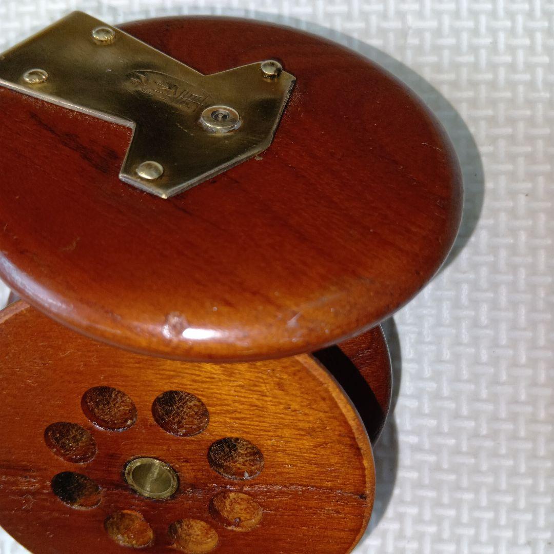 週末セール　重利　ヘチ　リール　約73ミリ　真鍮スタンド