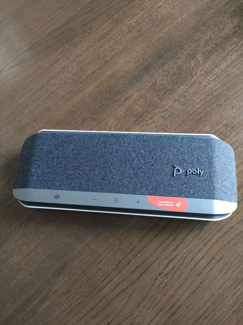 Poly Sync 40+ スピーカーフォン