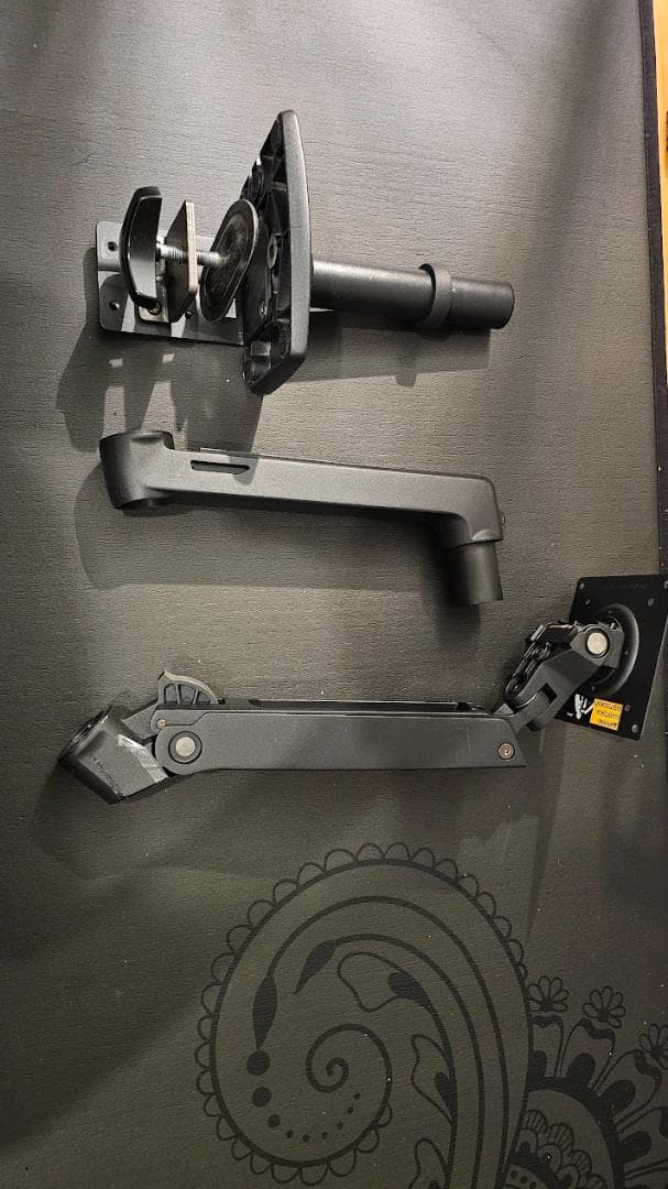 Dell U2723QX　ERGOTRON LX 　液晶モニターとアームセット