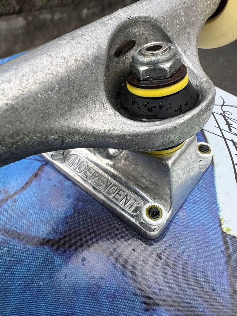 Colours Collective スケートボード