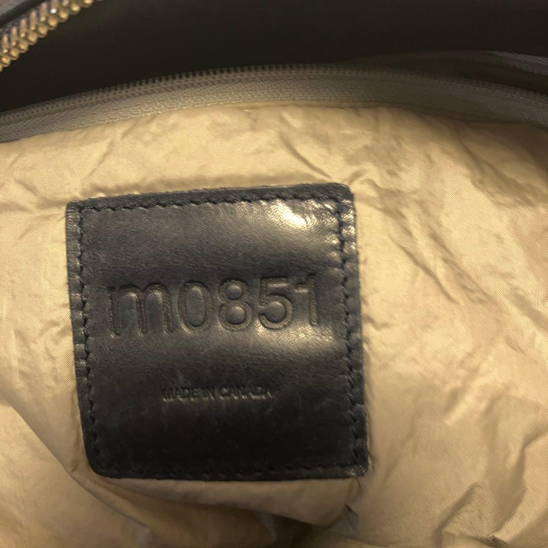 m0851 紺色ショルダーバッグ