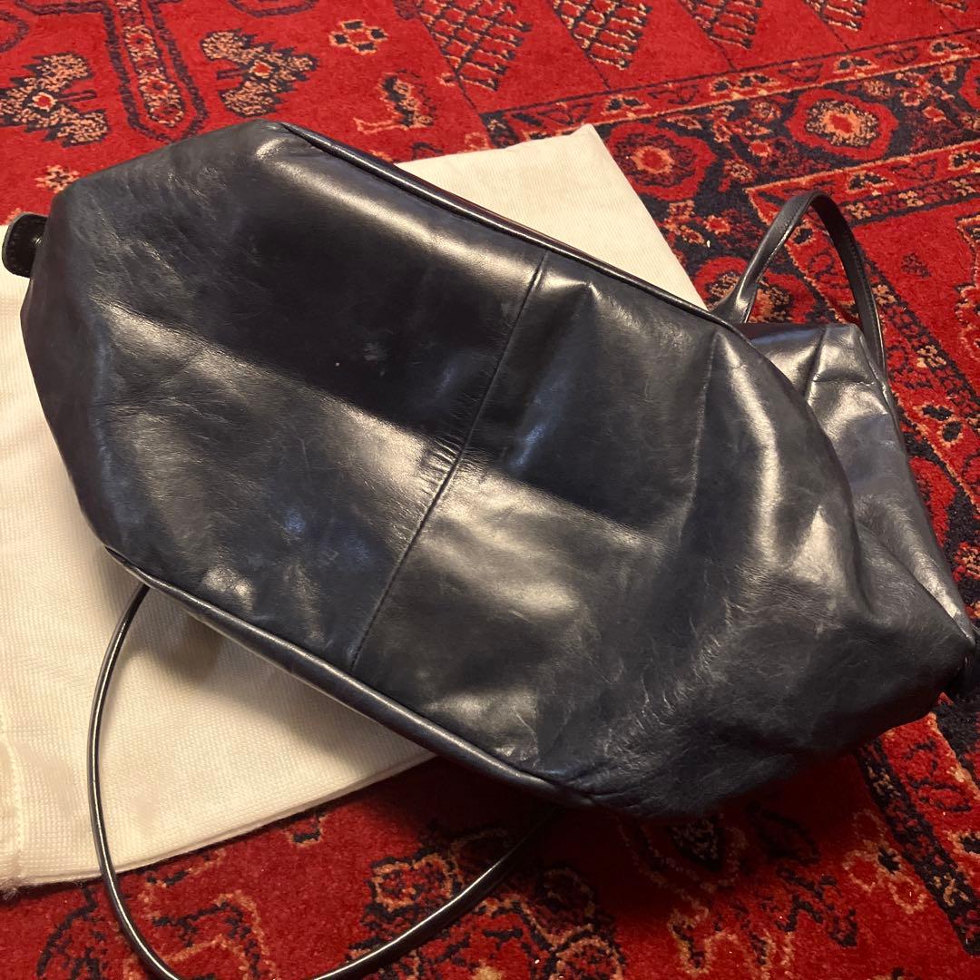 m0851 紺色ショルダーバッグ