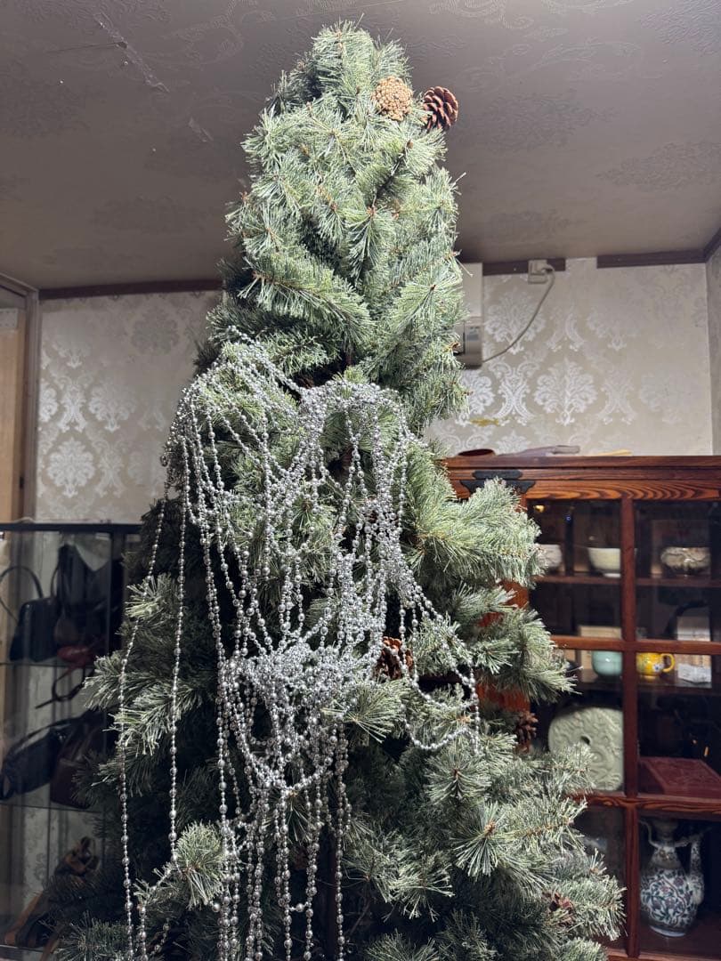 クリスマスツリー 240cm 大型サイズ 飾り付き ホワイトガーランド付き