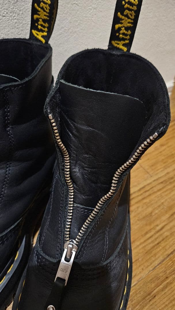 Dr. Martens ブラック 厚底ブーツ　箱無し