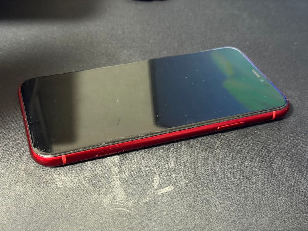 iPhone xr 赤 本体 背面ひび割れあり ジャンク