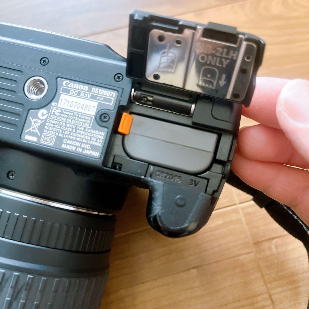 Canon 一眼レフカメラ　EOS kiss デジタルカメラ