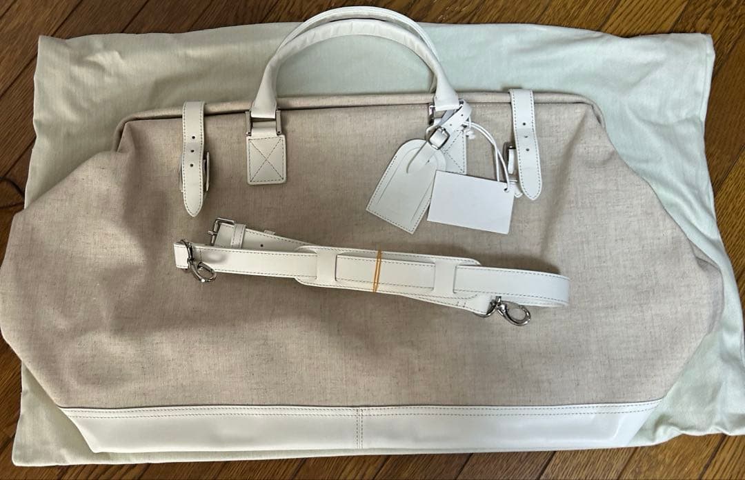 TRAVER ガーメントバッグ ベージュ