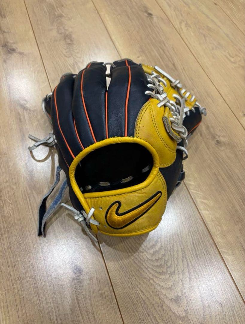 NIKE一般外野手グローブ 廃盤品 限定モデル 12インチ