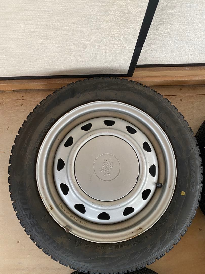 土日限定価格　軽自動車全般　送料込み　バリ溝　スタッドレス　155 65 14