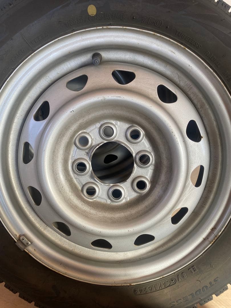 土日限定価格　軽自動車全般　送料込み　バリ溝　スタッドレス　155 65 14