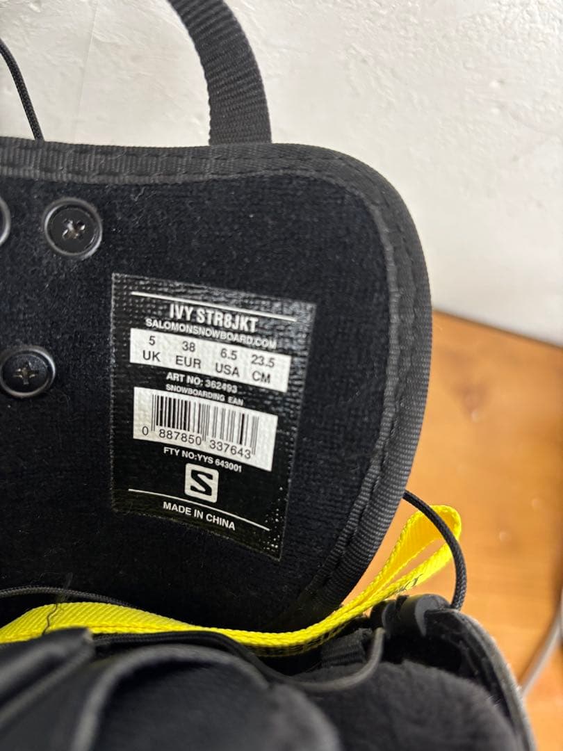 Salomon スノーボードブーツ 23.5㎝　美品