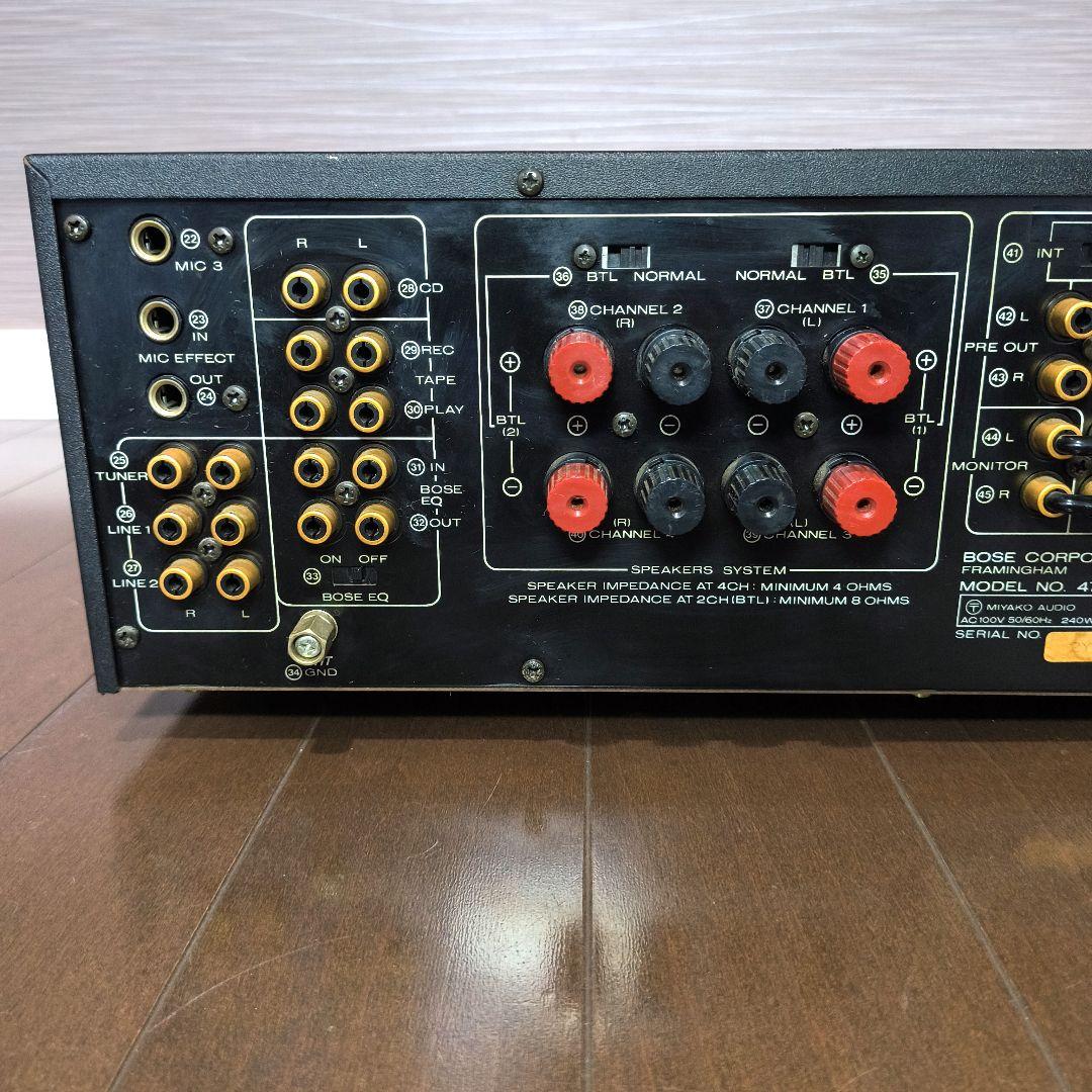 美品　BOSE 4702-III プリメインアンプ ボーズ　正面にフィルム付き