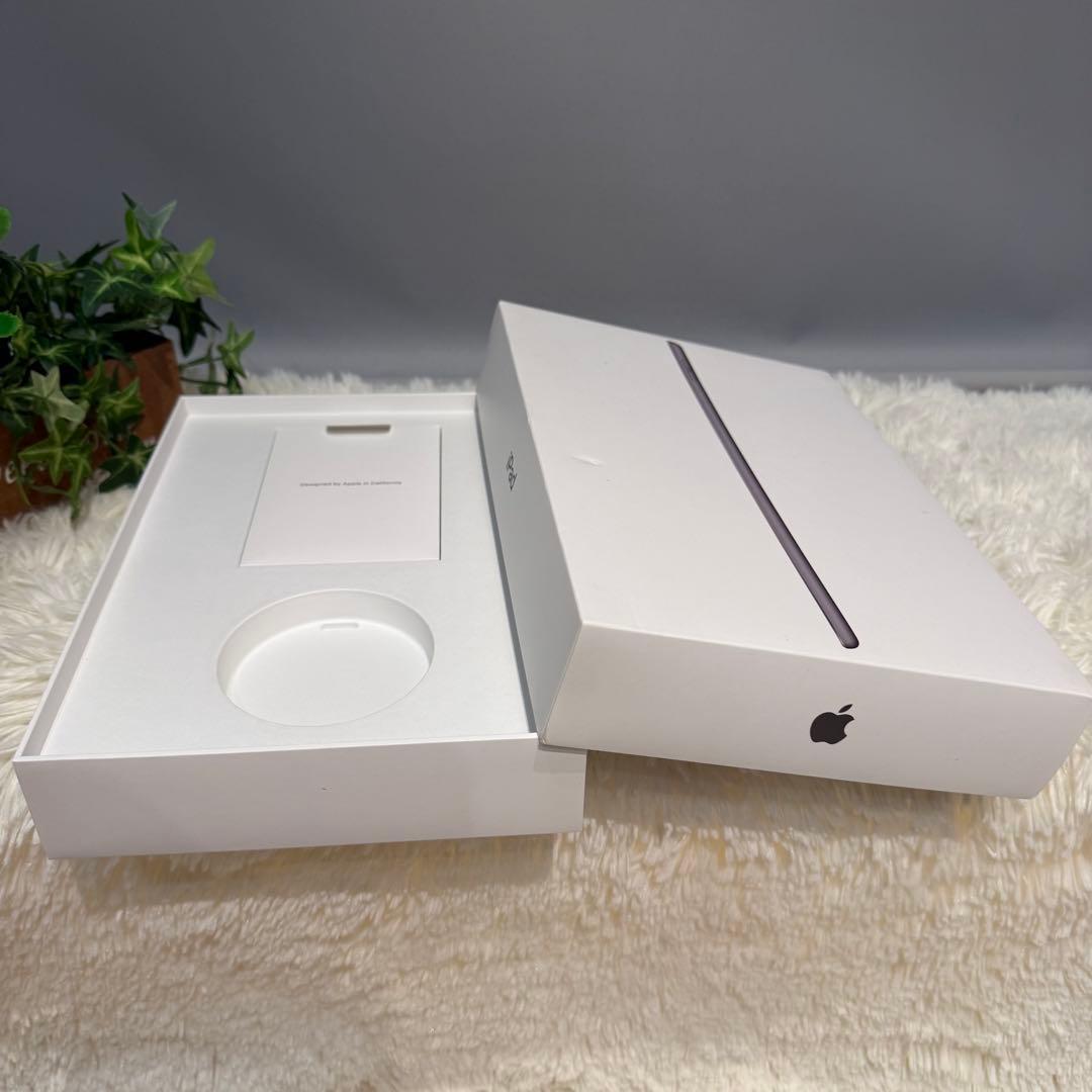 スペースグレー【美品】iPad 第7世代 32GB A2197 Wi-Fi 箱付
