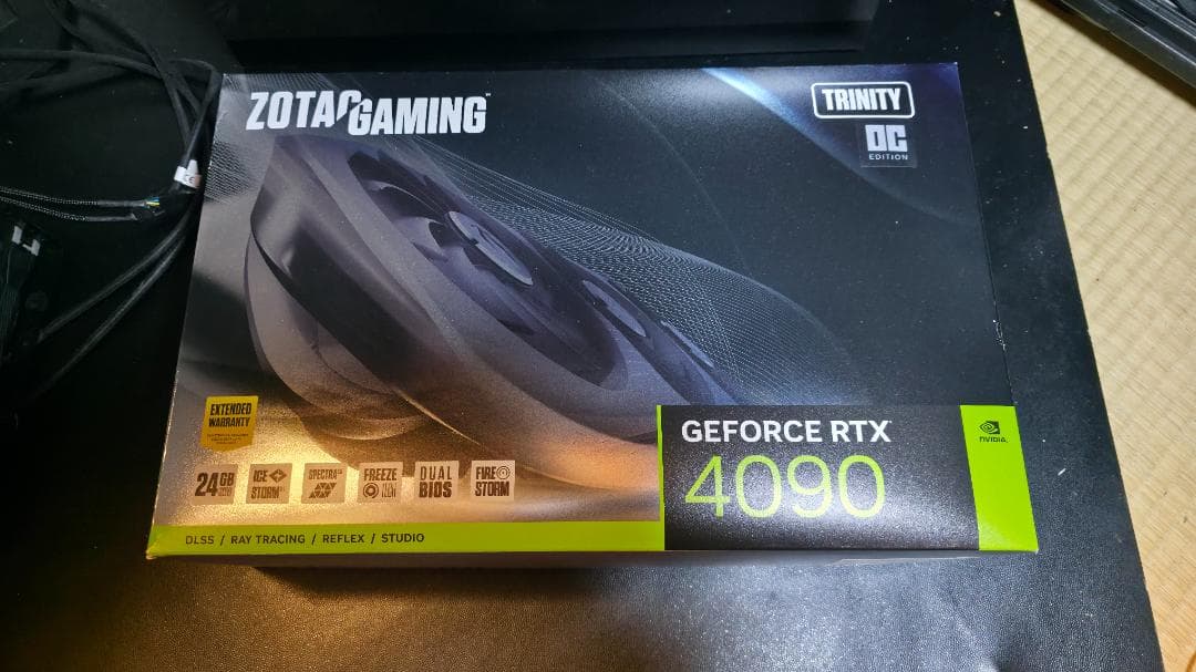 【完動品】ZOTAC RTX4090 TRINITY OC カスタムファン付き