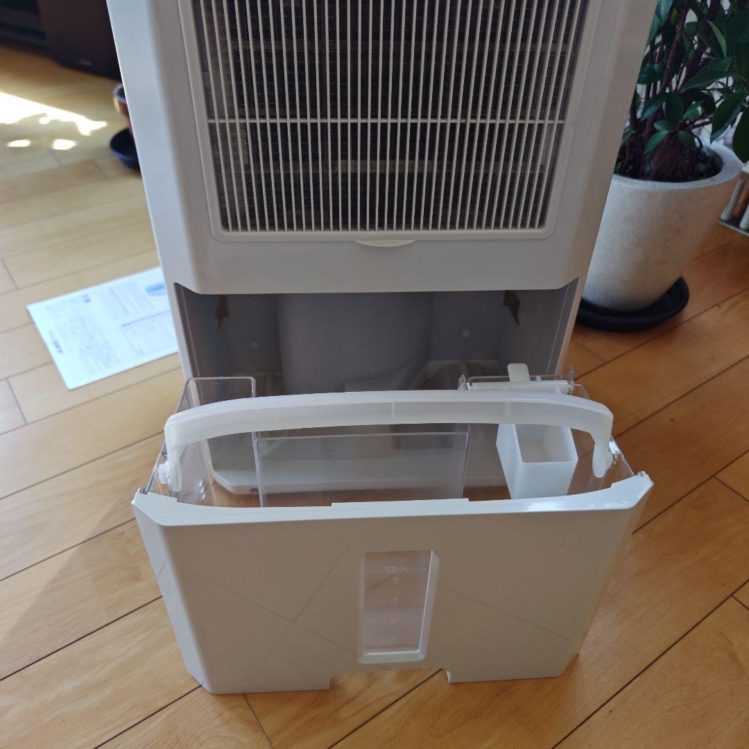 CORONA　冷風·衣類乾燥除湿機　欠品なし　2019年製