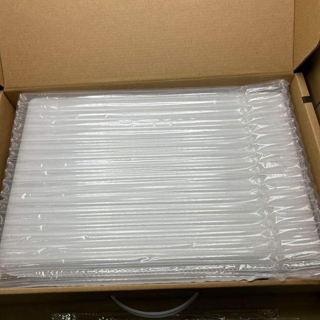 ノートパソコン　16G+512GB シルバー