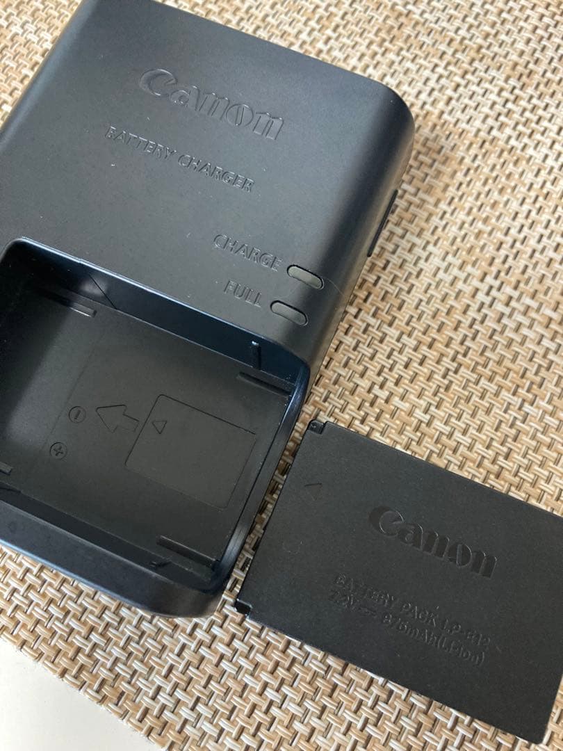 Canon EOS KISS X7 ダブルズームキット