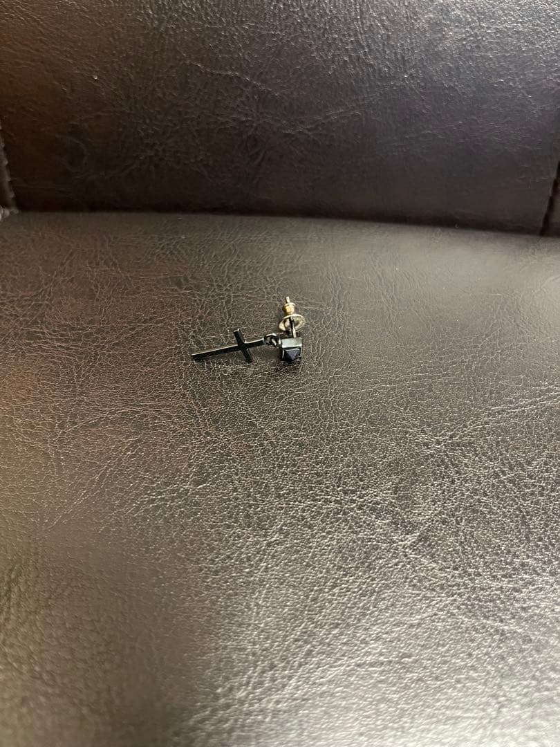 PUERTA DEL SOL ピアス 深瀬慧 着用モデル