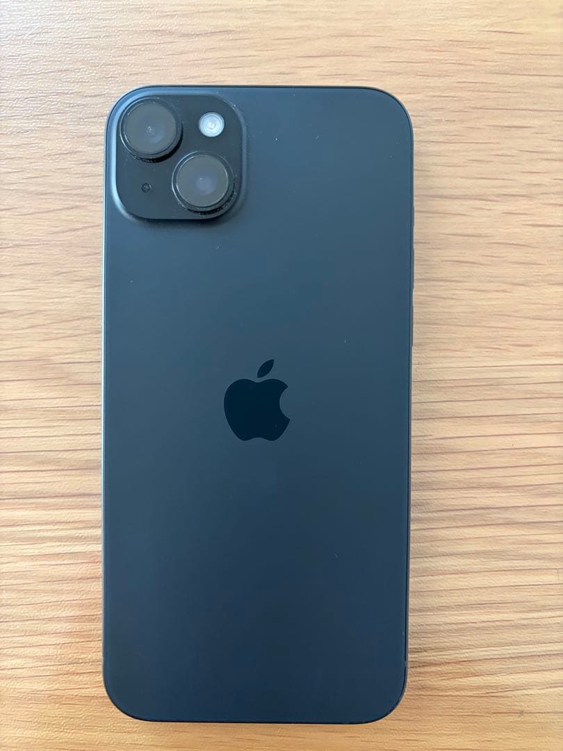 iPhone 15 Plus 本体