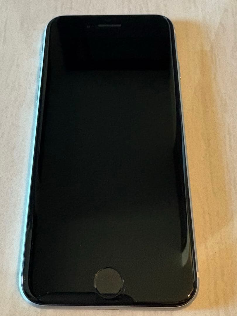 Apple iPhone SE (第2世代) ホワイト 箱付き