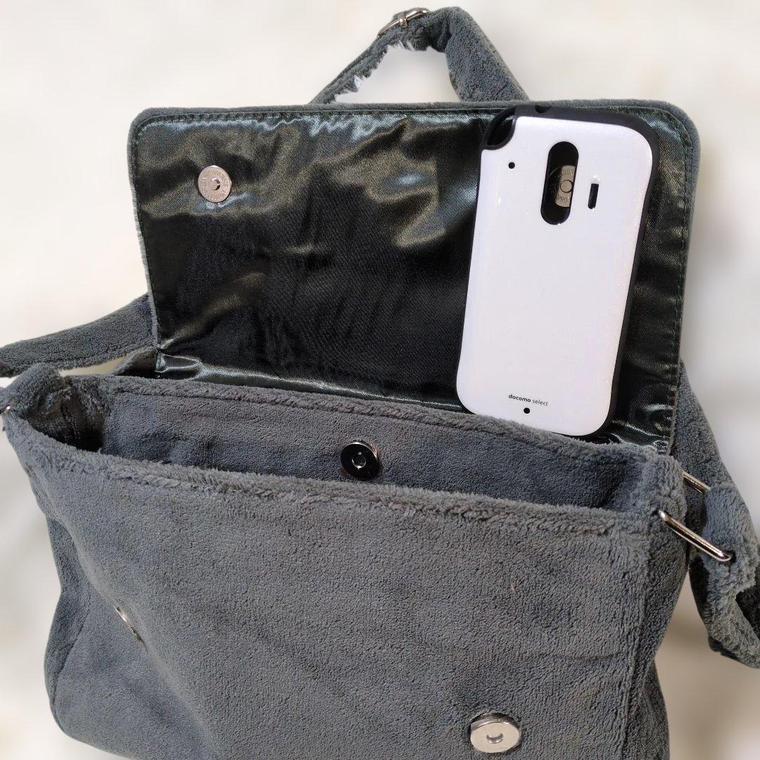 CHANEL グレー ショルダーバッグノベルティ