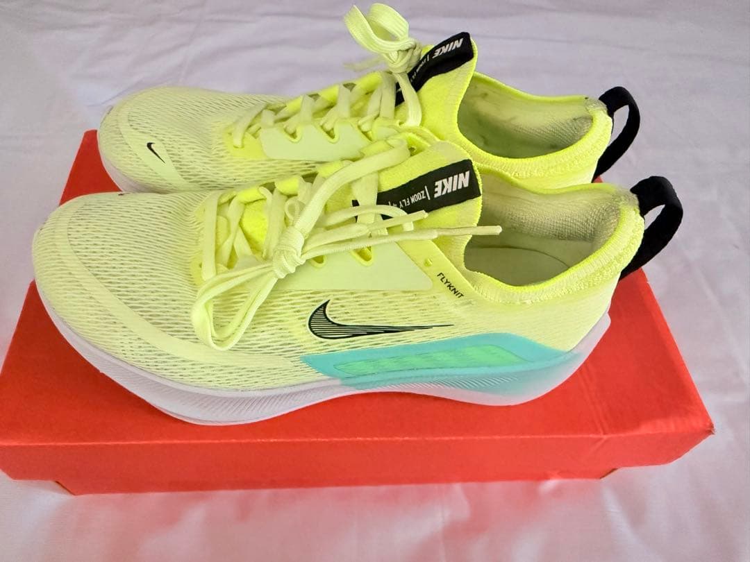 「美品」Nike Zoom フライ4 レディース　24㎝