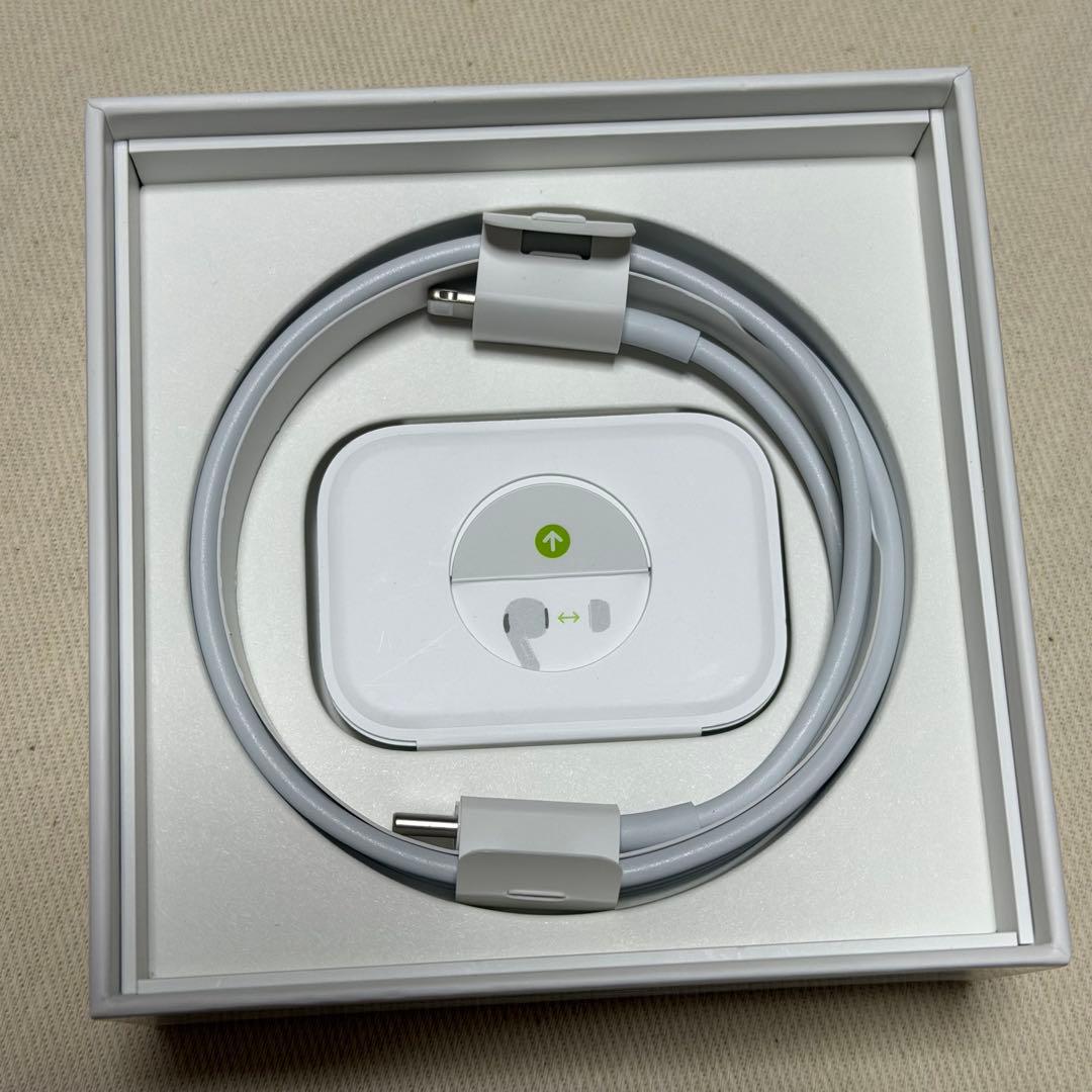 AirPods pro 本体 PITAKA アラミドケース　付き