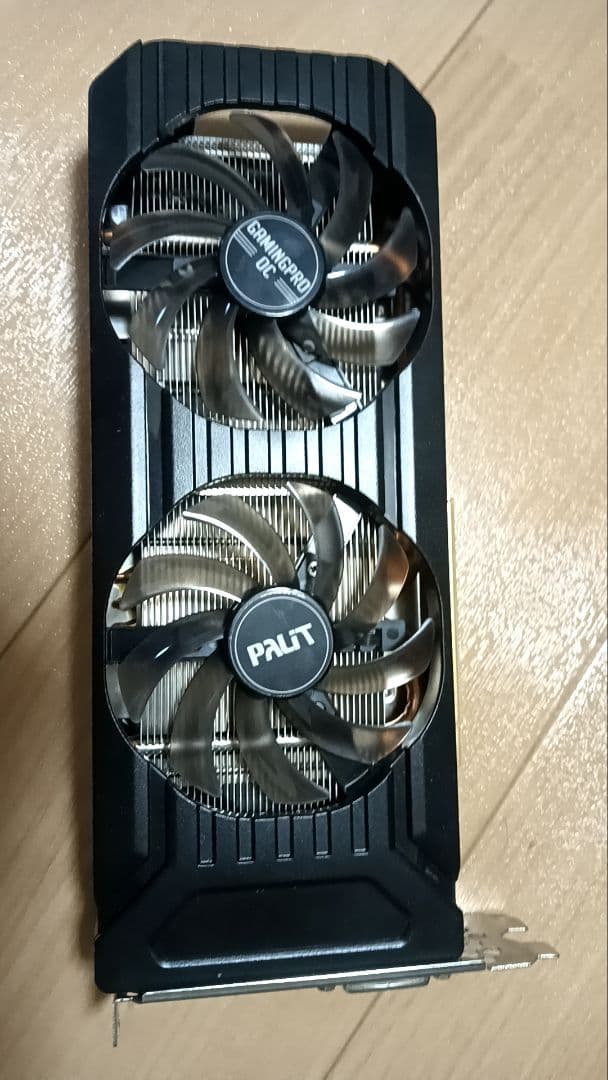 完動品 中古マザーボードとCPUとグラフィックボード