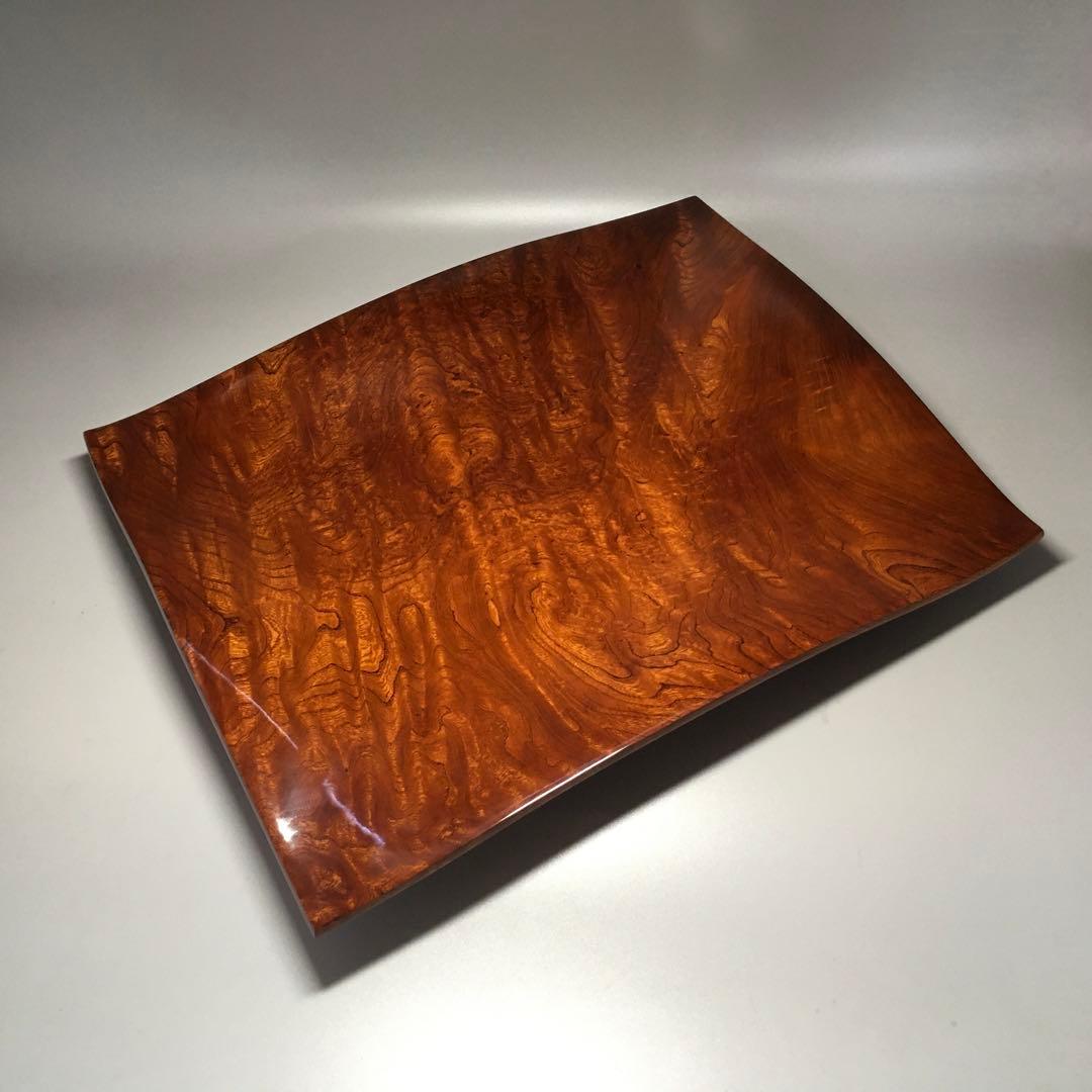 欅シカメ玉斑杢　四方盛器