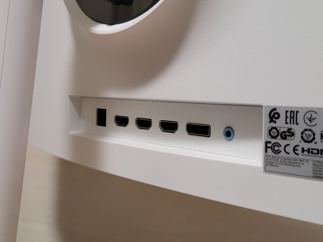 美品　Acer Nitro XZ306C 湾曲200Hzゲーミング モニター