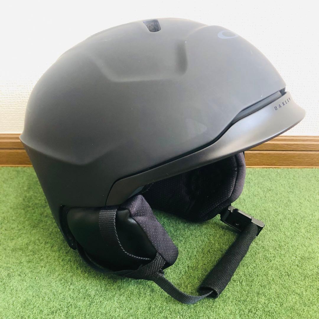 【美品】OAKLEY オークリー　MOD3 ヘルメット