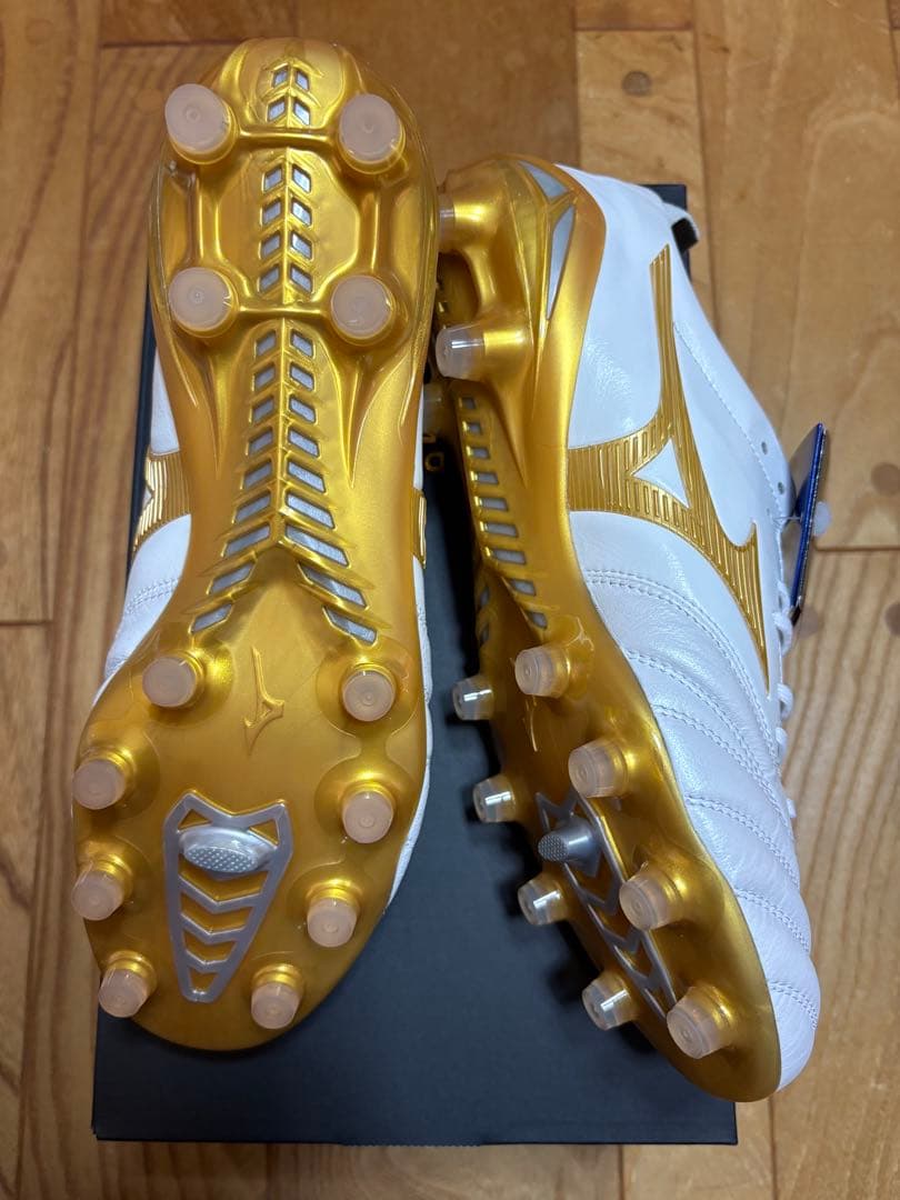 新品　最新　レアサイズ　限定　ミズノ　モレリア ネオ4 JAPAN 24cm