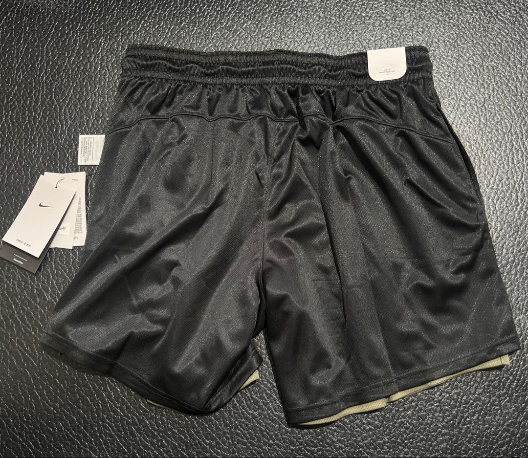 新品‼︎Nike サブリナ　バスパン XLサイズ リバーシブル　黒×オリーブカラー