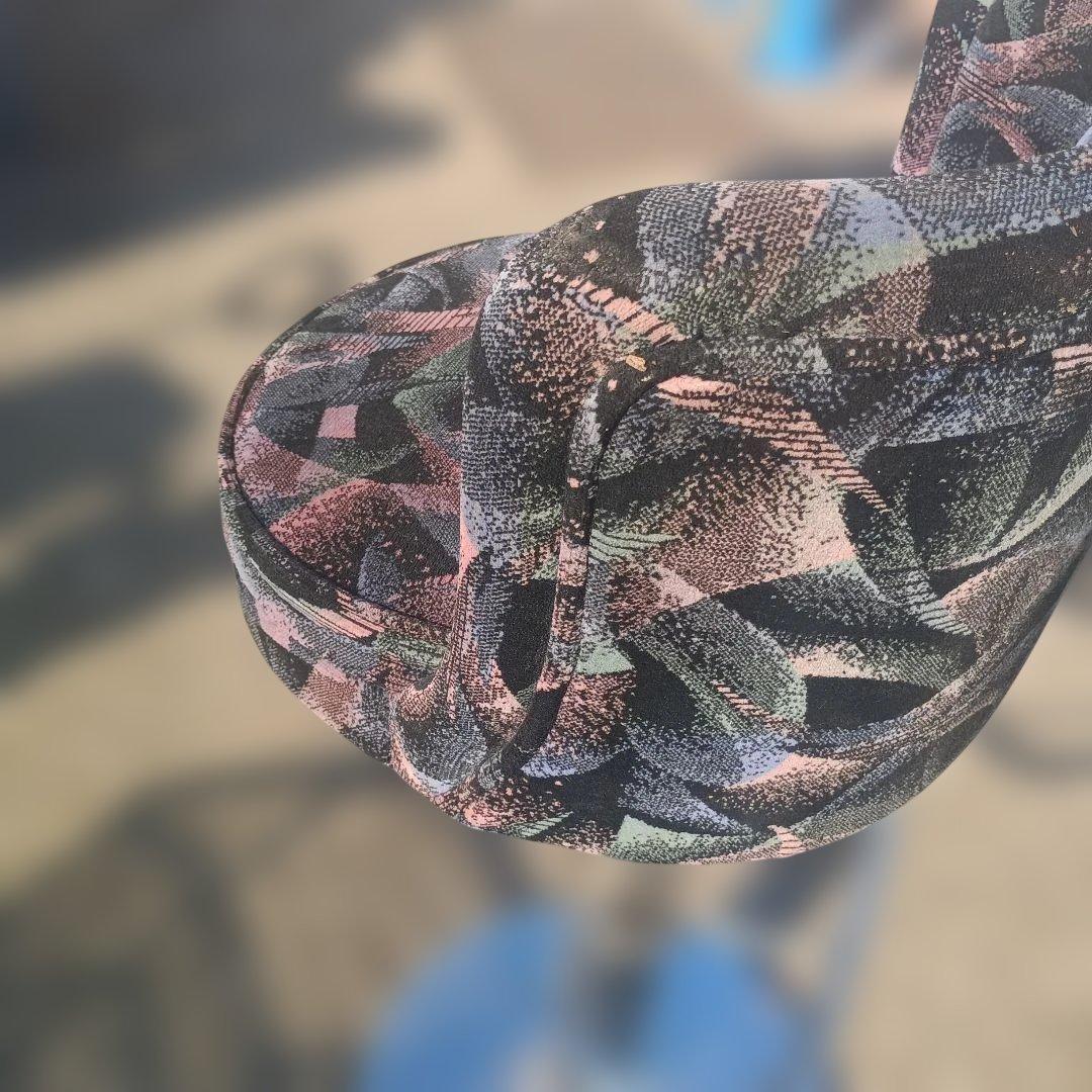 5699）HIARI　カウンターチェア　ハイチェア　１脚