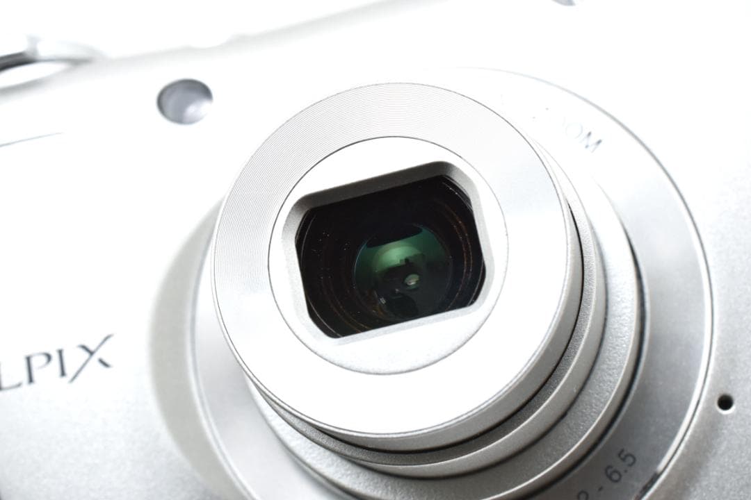 【極美品】NIkon COOLPIX L26 シルバー　ほぼ新品！