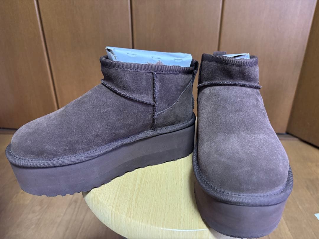 極美品　UGG アグ　ムートン ブーツ　厚底　茶色