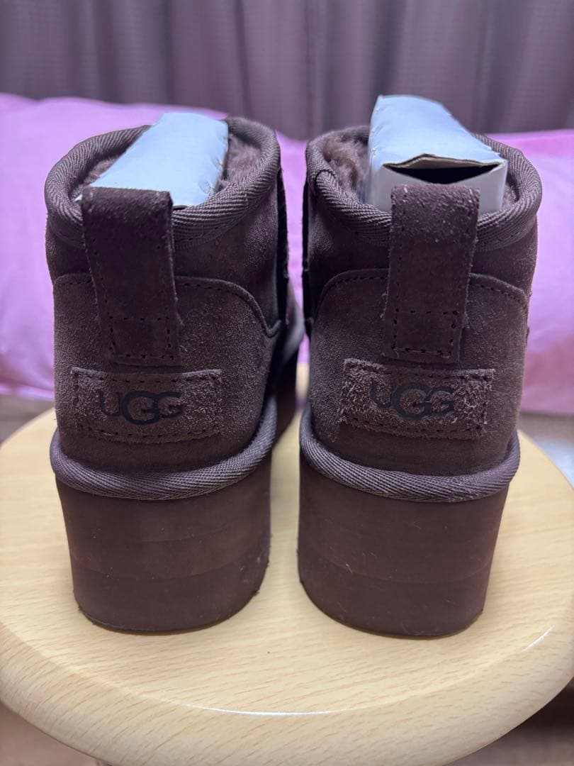 極美品　UGG アグ　ムートン ブーツ　厚底　茶色