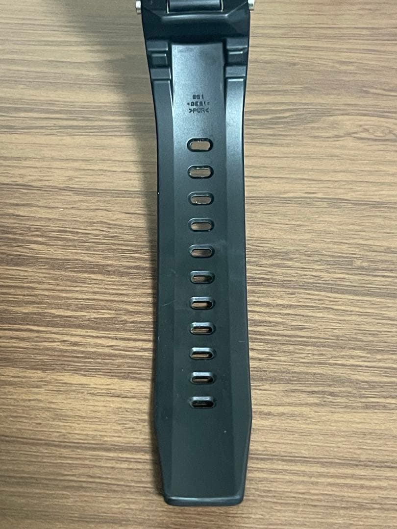 CASIOカシオ 腕時計 G-SHOCK電波ソーラー GST-W110-1AJF