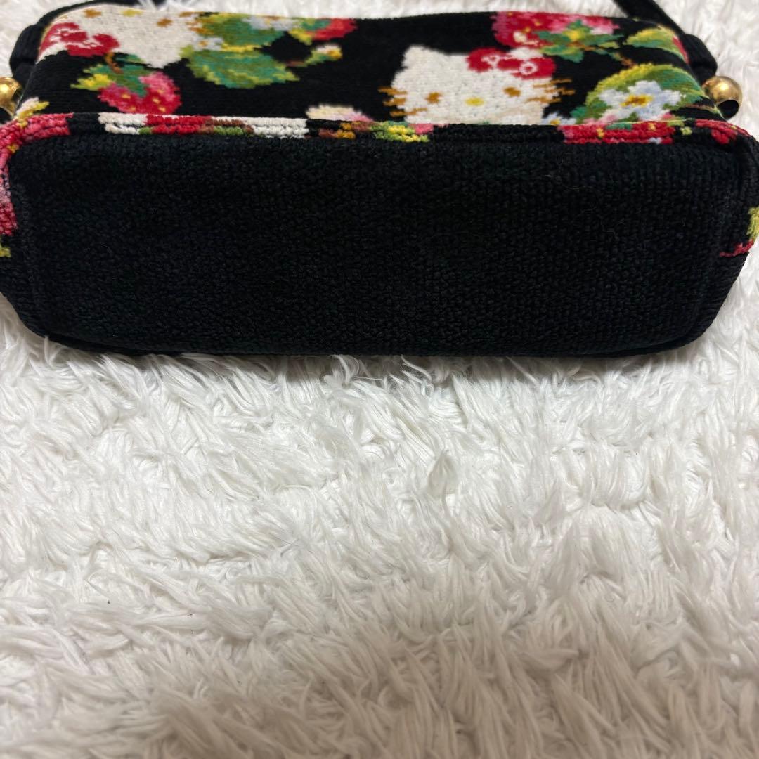 フェイラー ハローキティ コラボ 苺柄 ショルダーバッグ 斜めがけ ポシェット