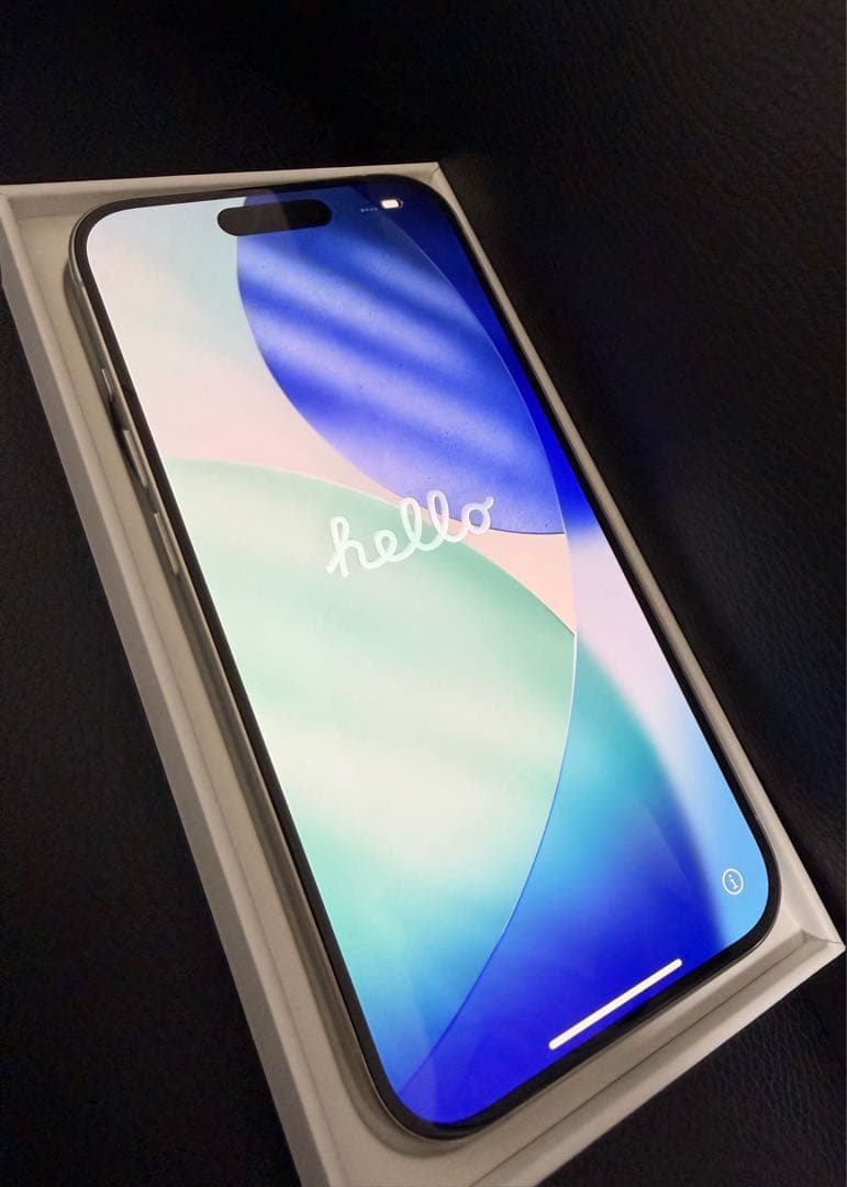 SIMフリー iPhone15Pro 128GB ホワイトチタニウム