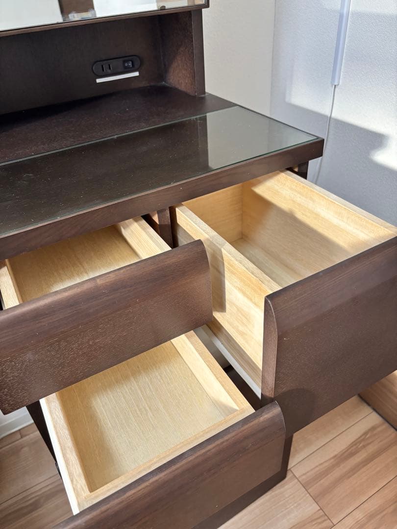 【2/1 23:59まで】ニトリ　一面鏡ドレッサー【送料込　椅子別売り】