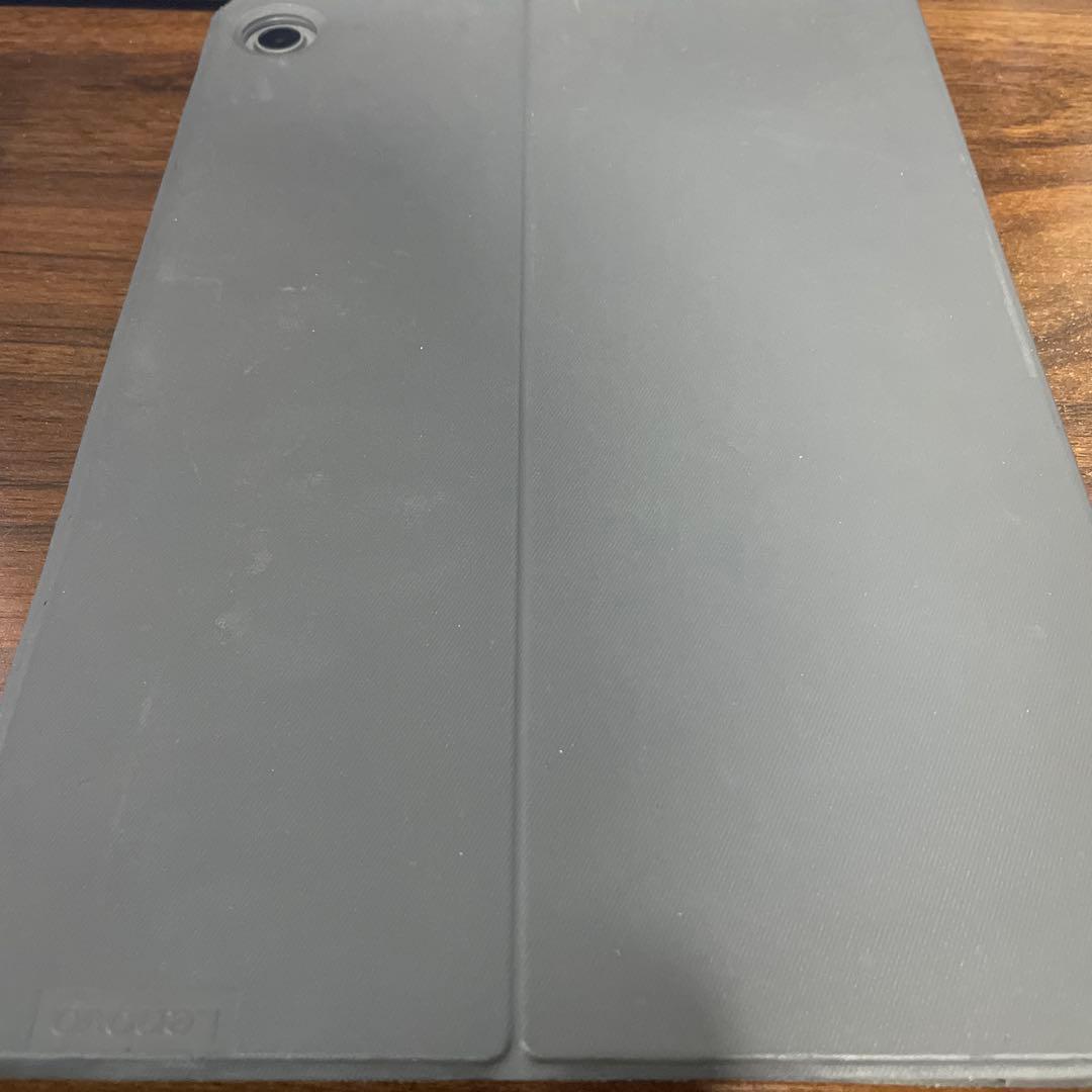 Lenovo Tab M10 Plus (3rd Gen) 純正カバー付き