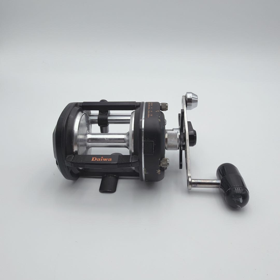 Daiwa ダイワ　MILLIONARE ST-40ベイトリール ヴィンテージ