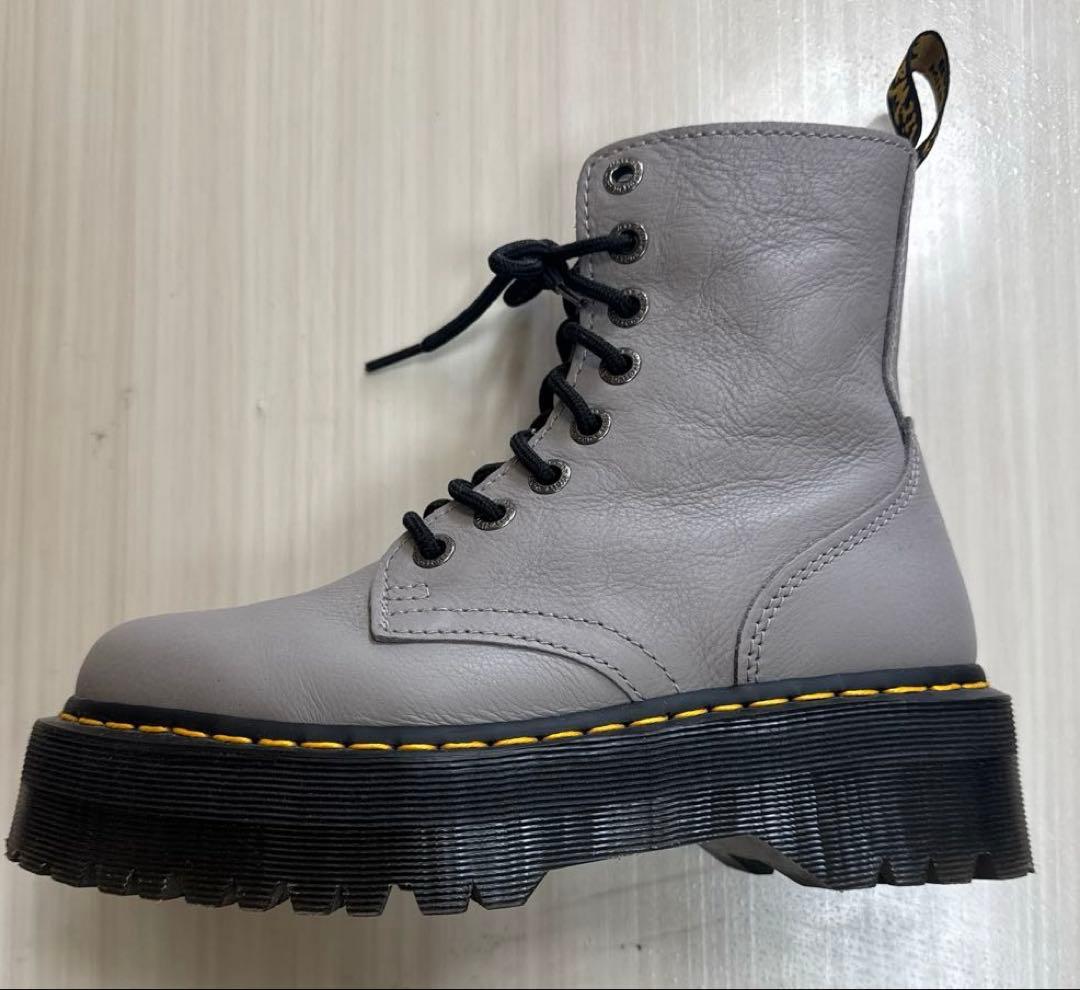 国内正規美品◎ドクターマーチン◎ 24.0 JADON III 8 ホール