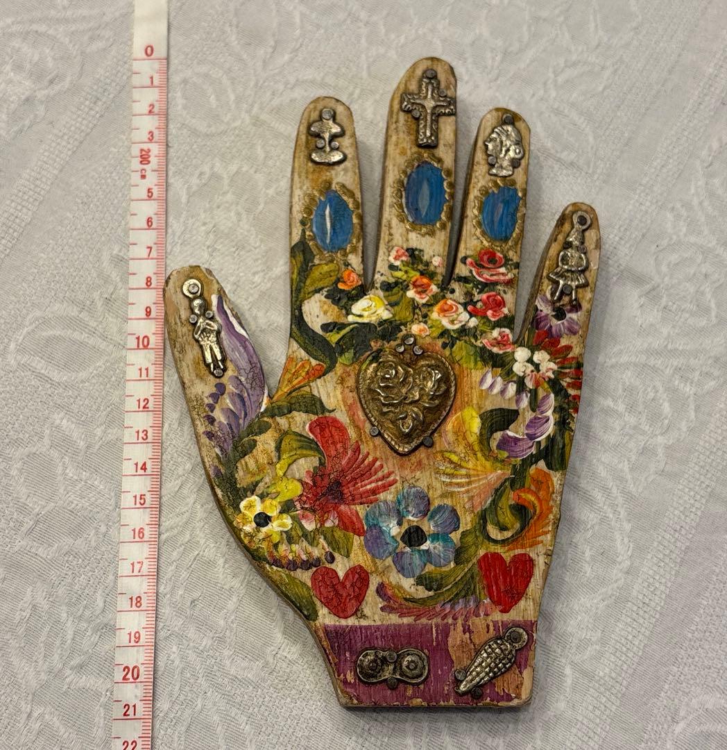 ハンドモチーフ　オブジェ　置き物　メキシコ